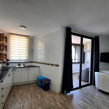 アパートホテル Ziocarlo/las Americas